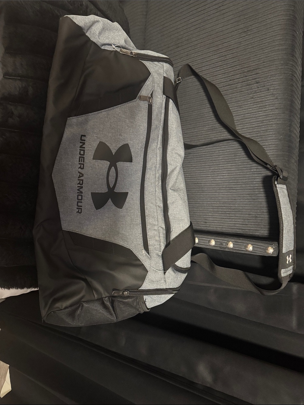 Under Armour Gray and Black Men’s Duffel Gym Bag